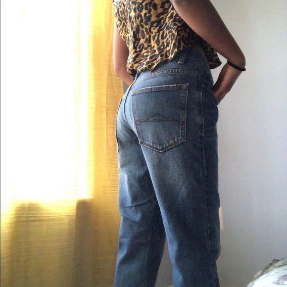 aeropostale jeans straight leg men’s jeans. Oversized style for women. - Picture 9 of 10